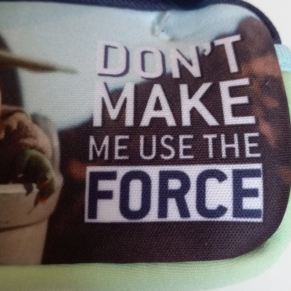 STAR WARS SUNGLASSES & CASE SET